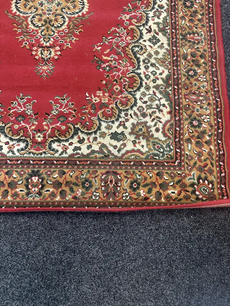Vintage Floor Rug Red/Green/Cream Tones 225x161cm. Image 1++