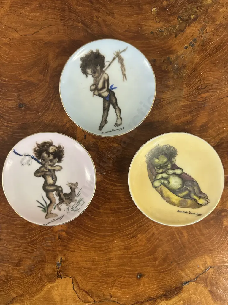 Vintage Set Of Three Aboriginal Brownie Downing Wall Plaques  Image 1++