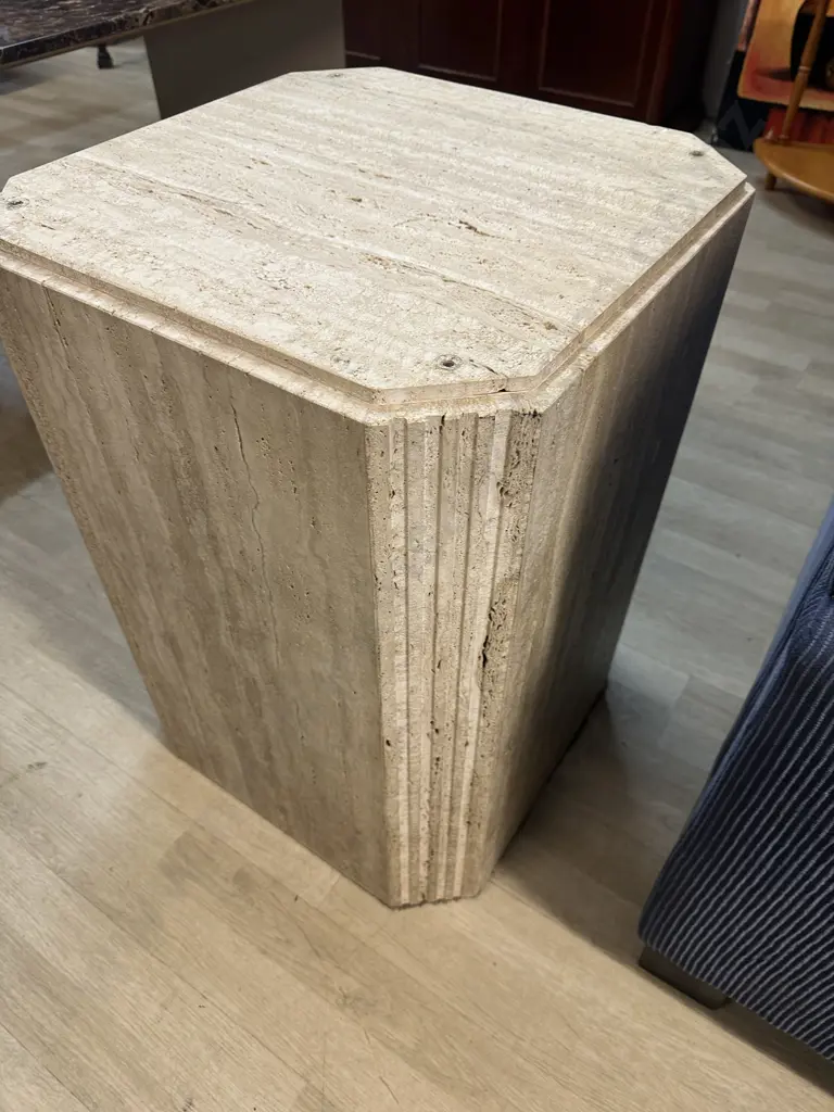 Cream Marble Plinth/Pedestal With Fluted Architectural Line Detail 72x51x51cm Image 1++