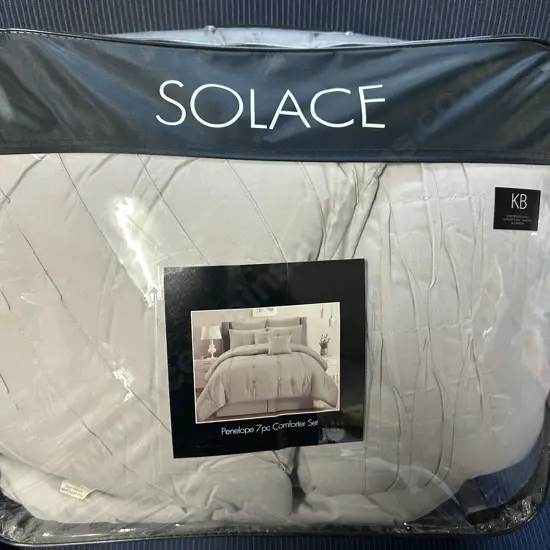 Solace King Bed Comforter, 2 x Pillowcases, 2 x Euros & 2 x Cushions