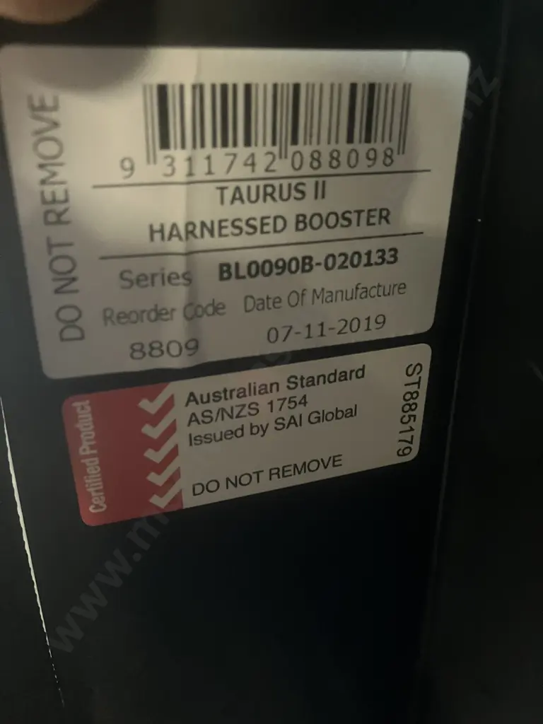 Baby Love Taurus II Harnessed Booster (7 - 11 - 2019) Image 1++