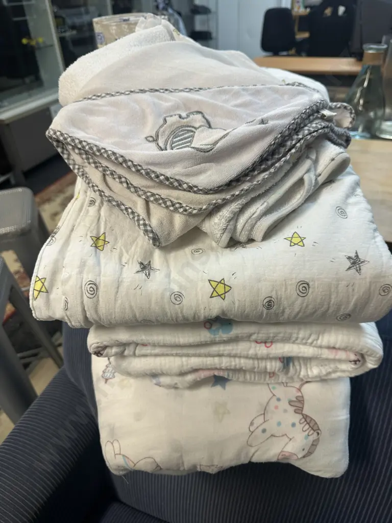 Selection Of Babies Blankets, Duvet Etc Image 1++