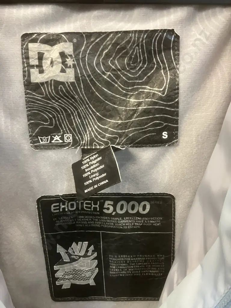 DC Exotex 5000 Series Snowboard Jacket Womans Size S Image 1++