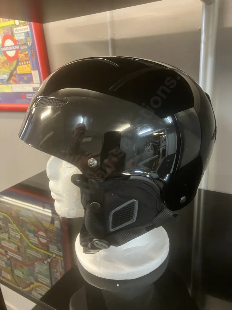 Giro Recruit Snow Sports Helmet, Black. Size XS 52-53.5cm Image 1++