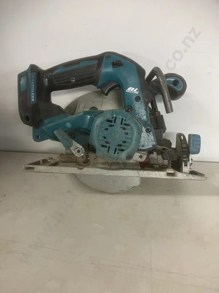 Makita LXT Cordless Circular Saw Skin Only 18 volt 165mm Image 1++