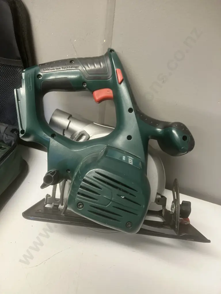 Bosch 18V - PDR18Ll Impact Driver, PKS18L 150mm Circular Saw, 2 x 1.3Ah & 1 x 1.5Ah Batteries With Charger & Soft Case Image 1++