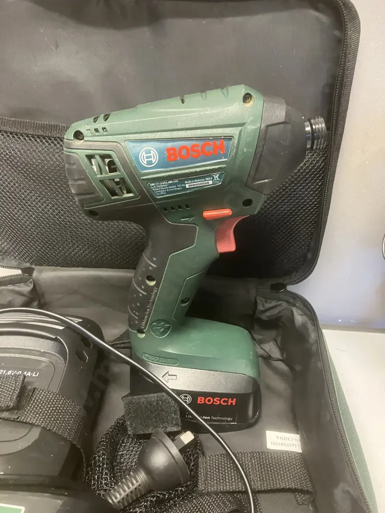 Bosch 18V - PDR18Ll Impact Driver, PKS18L 150mm Circular Saw, 2 x 1.3Ah & 1 x 1.5Ah Batteries With Charger & Soft Case Image 1++
