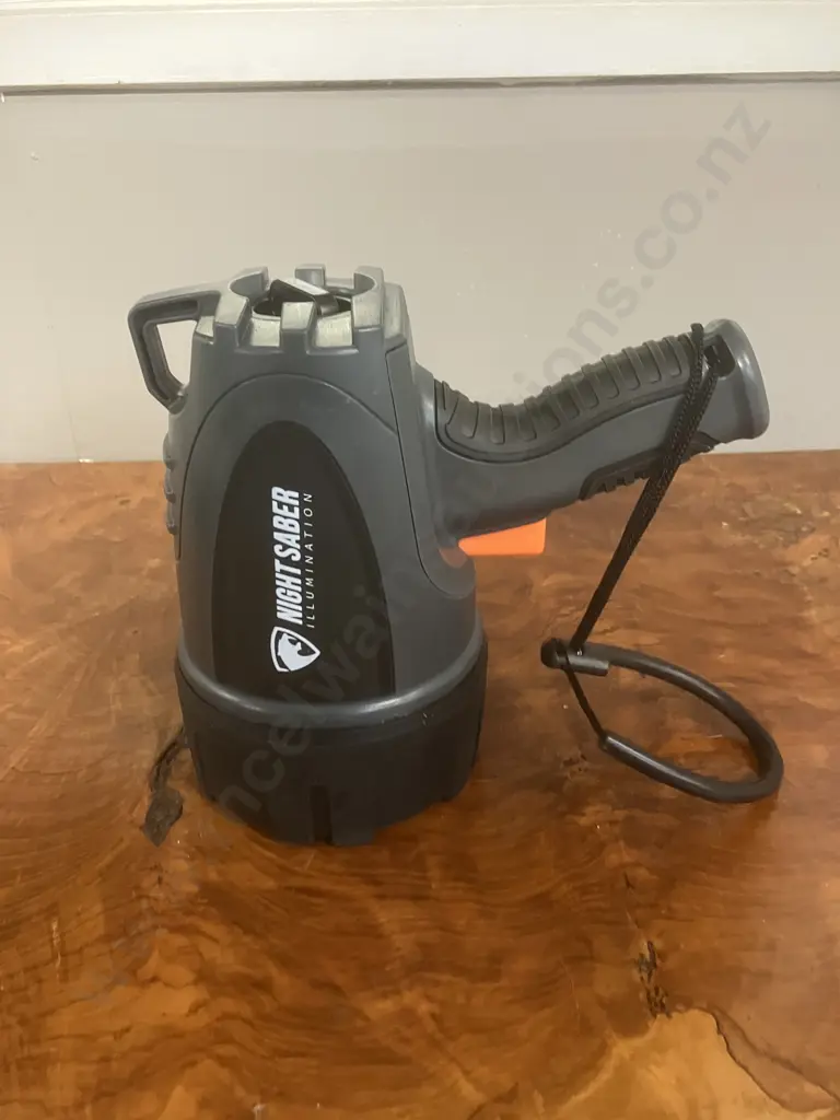 Night Saber Marine Hunter 1800 Lumen Waterproof Torch (No Chargers) Image 1++