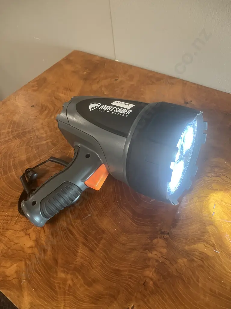 Night Saber Marine Hunter 1800 Lumen Waterproof Torch (No Chargers) Image 1++