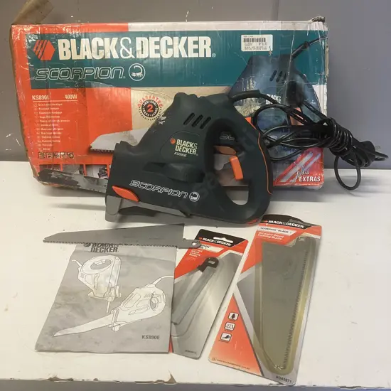 Black & Decker Scorpion Handsaw KS890E 400W With Manual, & Blades