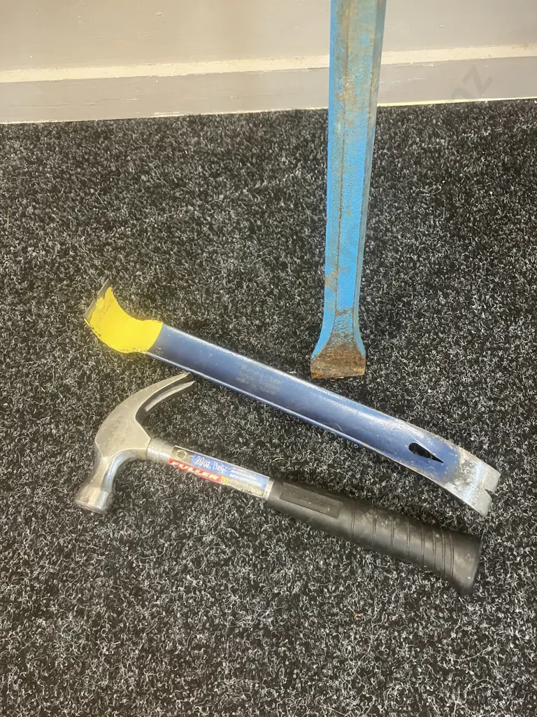 Stanway Heavy Duty Hex Crow Bar 30x1750mm, Estwing HB-15 Handy Bar & Fuller 20oz Claw Hammer Image 1++