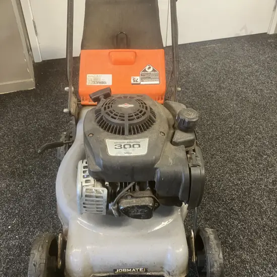 Jobmate Petrol Lawnmower With Catcher - 300 Series B&S 125cc #JM1622NB300U