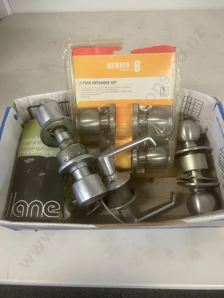 Box Lot Door Knob Sets Image 1++