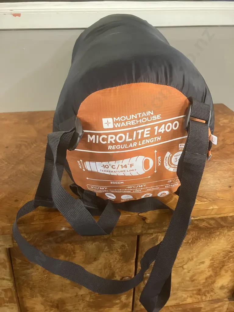 Mountain Warehouse Microlite 1400 Sleeping Bag - Season 3-4, Regular Length. L Image 1++