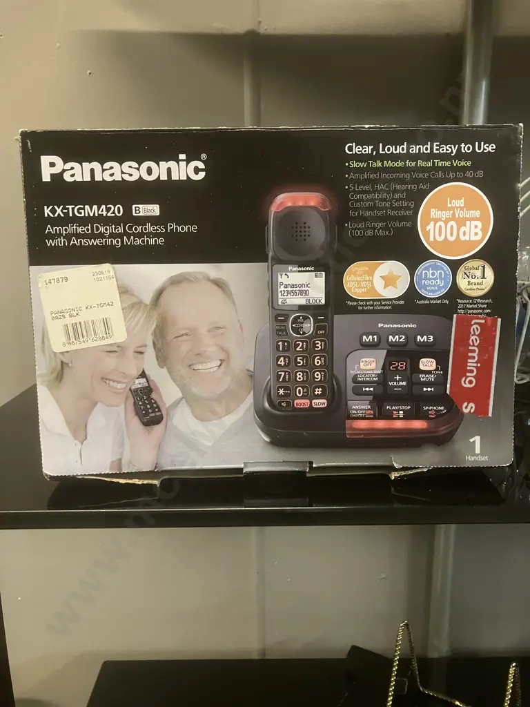 Panasonic KX-TGM420AZB Amplified Cordless Phone with Answering Machine. Black Image 1++
