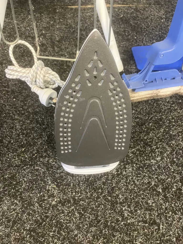 Anko Iron, Ironing Board, Mop & Floor Sweeper Image 1++