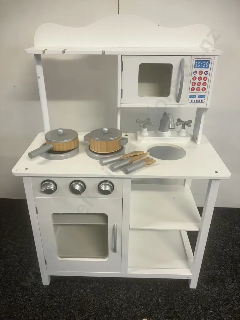 Kids Play Kitchen & Accessories. H85 W59.5 D30cm Image 1++