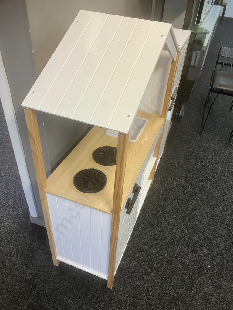 Wooden Play Kitchen (H102 W70 D30cm) With Accessories & Two Door Pantry (H86 W34.5 D30cm) Image 1++