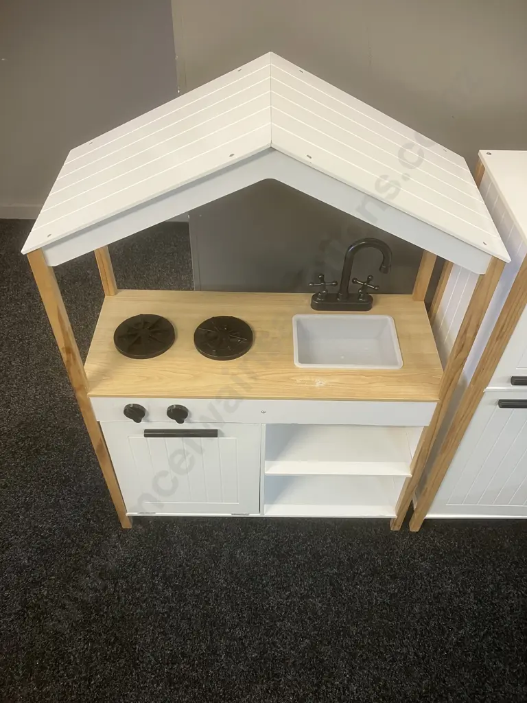 Wooden Play Kitchen (H102 W70 D30cm) With Accessories & Two Door Pantry (H86 W34.5 D30cm) Image 1++