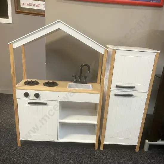 Wooden Play Kitchen (H102 W70 D30cm) With Accessories & Two Door Pantry (H86 W34.5 D30cm)