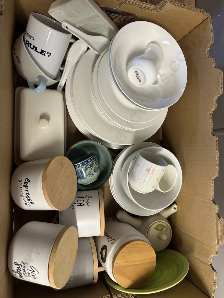 Box Lot Crockery, Lidded Canisters Etc Image 1++