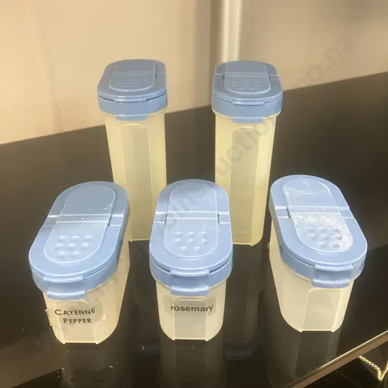 Tupperware Modular Mates Spice Shakers x 5, Blue Top -1846 & 1843