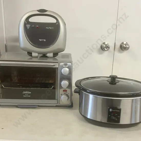 Russell Hobbs Slow Cooker, Sunbeam Pizza Bake & Grill, Breville The Big One Sandwich Maker