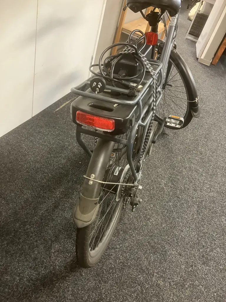 Torpedo7 EPAC Electric Bike PA250-1 W With Charger & Key Image 1++