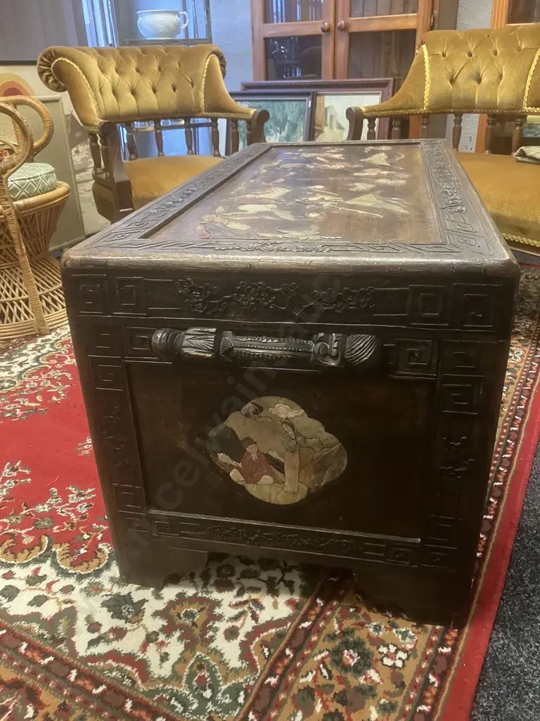 Stunning Antique c1920s Chinese Oriental Camphor Wood Chest With Inlaid Coloured Soapstone Relief Scenes. H52 L113 W52cm Image 1++