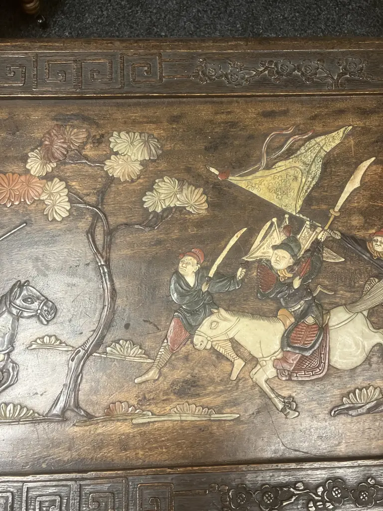 Stunning Antique c1920s Chinese Oriental Camphor Wood Chest With Inlaid Coloured Soapstone Relief Scenes. H52 L113 W52cm Image 1++