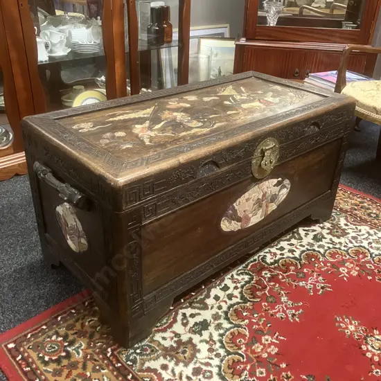 Stunning Antique c1920s Chinese Oriental Camphor Wood Chest With Inlaid Coloured Soapstone Relief Scenes. H52 L113 W52cm