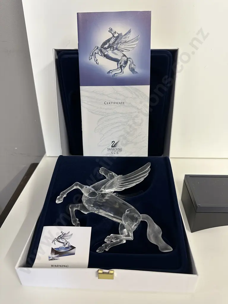 Swarovski "Pegasus" #216327 SCS 1998 Annual Limited Edition With Stand (Boxed With COA).1998 Image 1++