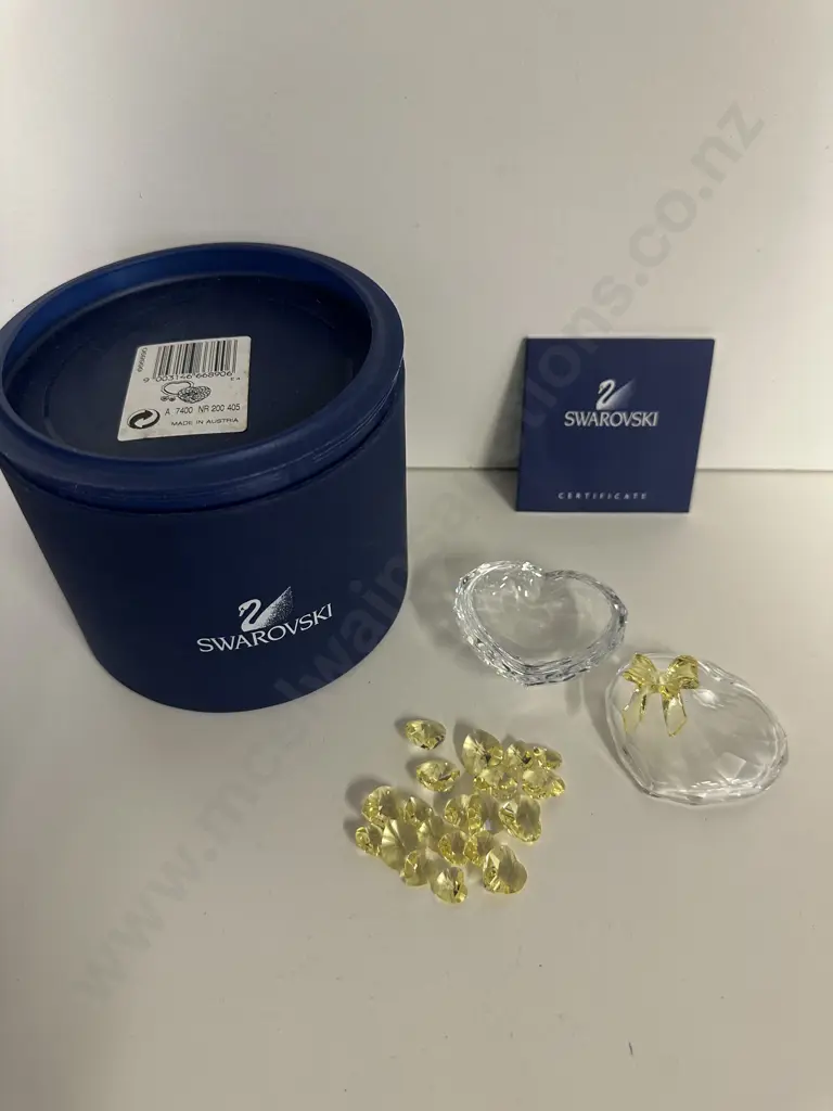 Swarovski Crystal SCS 2004 Anna Jewell Box With Yellow Hearts #666890, (Boxed With COA) Image 1++