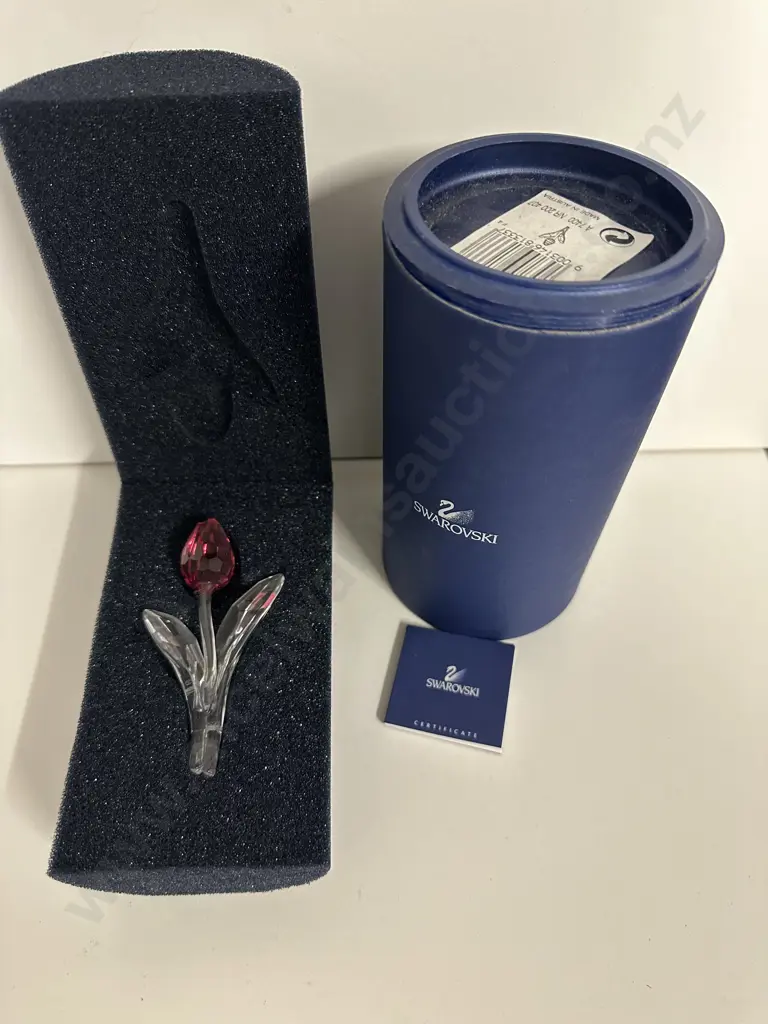Swarovski Crystal Pink Tulip Flower #681333 (2004) (Boxed With COA) Image 1++
