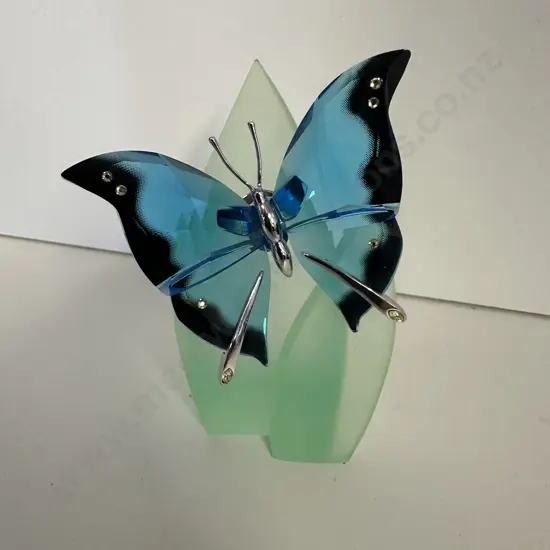 Swarovski Crystal Paradise Bugs Object - Butterfly Ambur Turquoise #622735 (2003-2007), (Boxed With COA)
