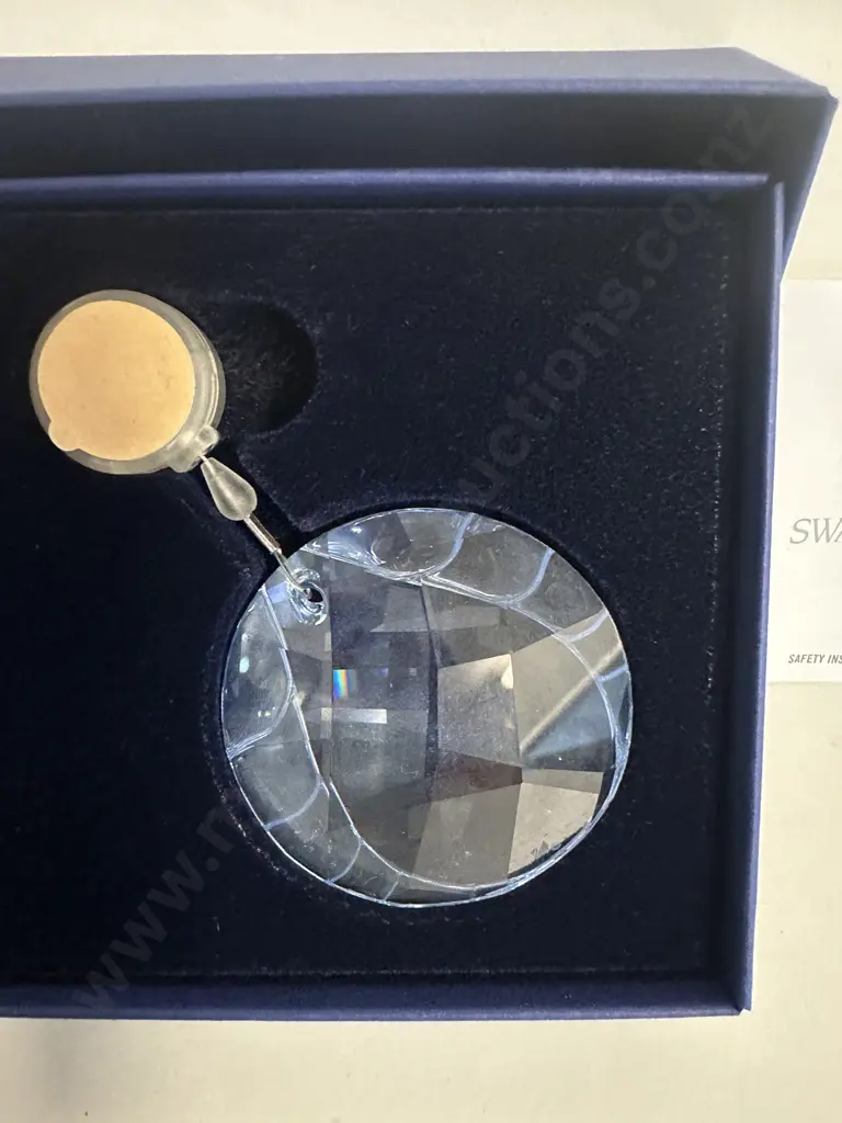 Swarovski Crystal 2009 SCS Joining / Renewal Gift - Window Ornament Water (Blue) #905545 (Boxed With COA) Image 1++