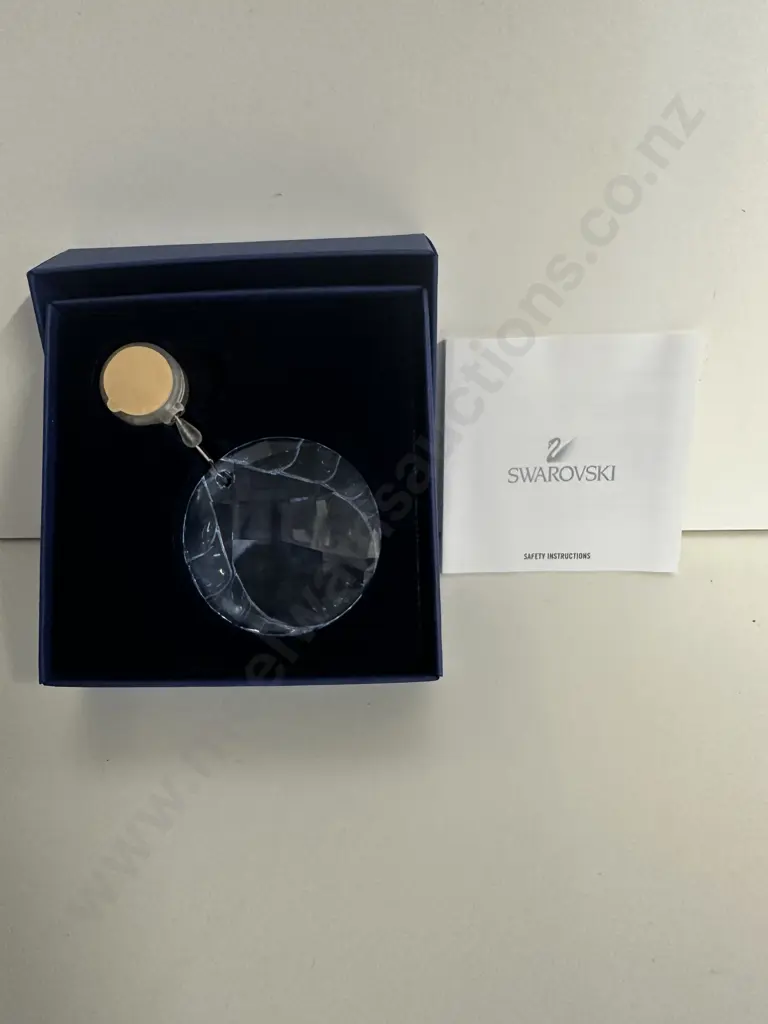 Swarovski Crystal 2009 SCS Joining / Renewal Gift - Window Ornament Water (Blue) #905545 (Boxed With COA) Image 1++