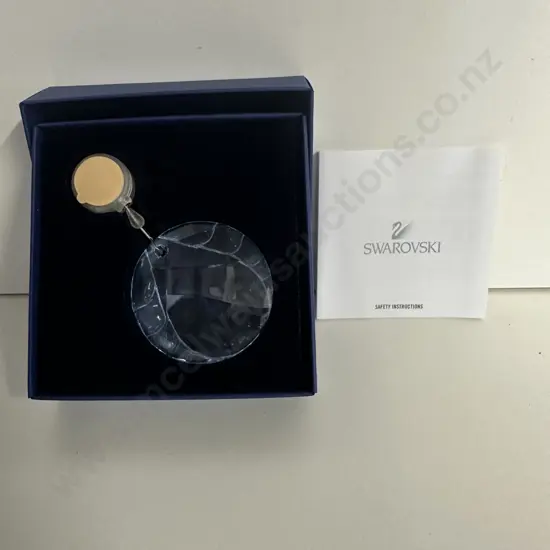 Swarovski Crystal 2009 SCS Joining / Renewal Gift - Window Ornament Water (Blue) #905545 (Boxed With COA)
