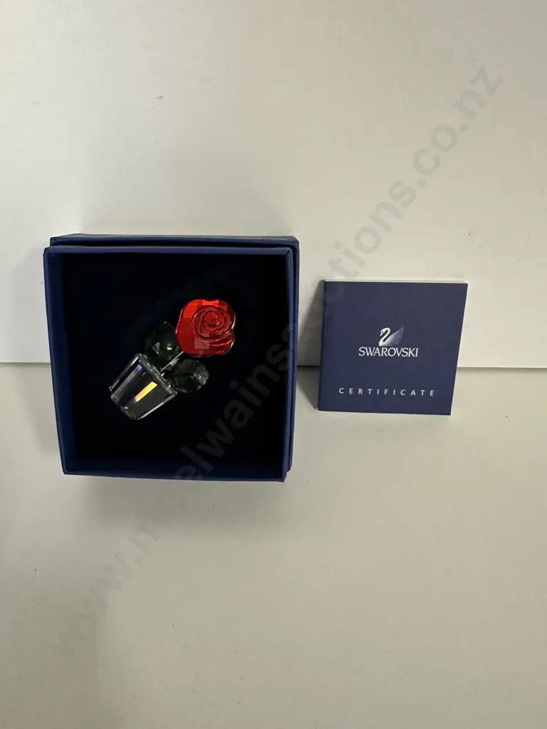 Swarovski Crystal Moments - Rose Red #855896 “Happy Flowers” Group (2006-2011), (Boxed With COA) Image 1++