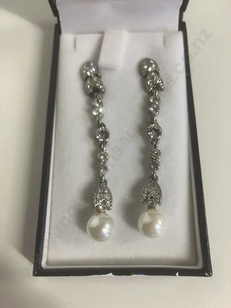 Vintage Art de France Swarovski & Pearl Drop Pierced Earrings With Case & COA Image 1++