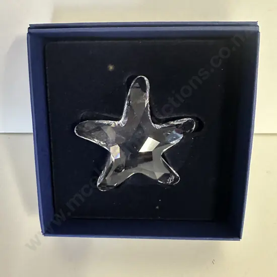 Swarovski Crystal 2005 SCS Joining / Renewal Gift - Starfish  #679350 (Boxed)