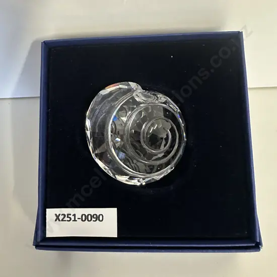 Swarovski Crystal 2007 SCS Joining / Renewal Gift - Top Shell  #880693 (Boxed)