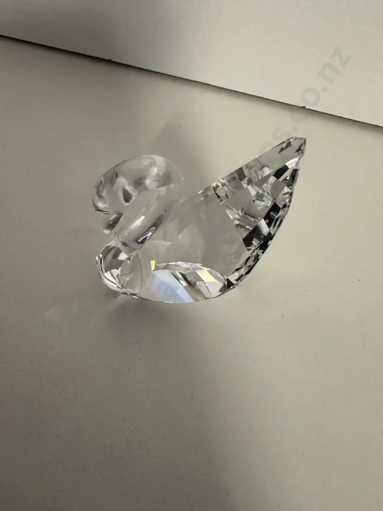 Swarovski Crystal SCS Swan. H35mm Image 1++