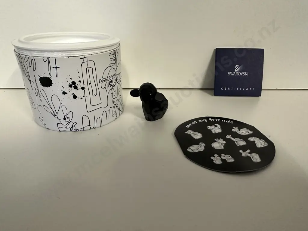 Swarovski Crystal Lovlots 2006 Pioneers – Shady The Sheep (Jet Crystal) #869761, (Boxed With COA) Image 1++