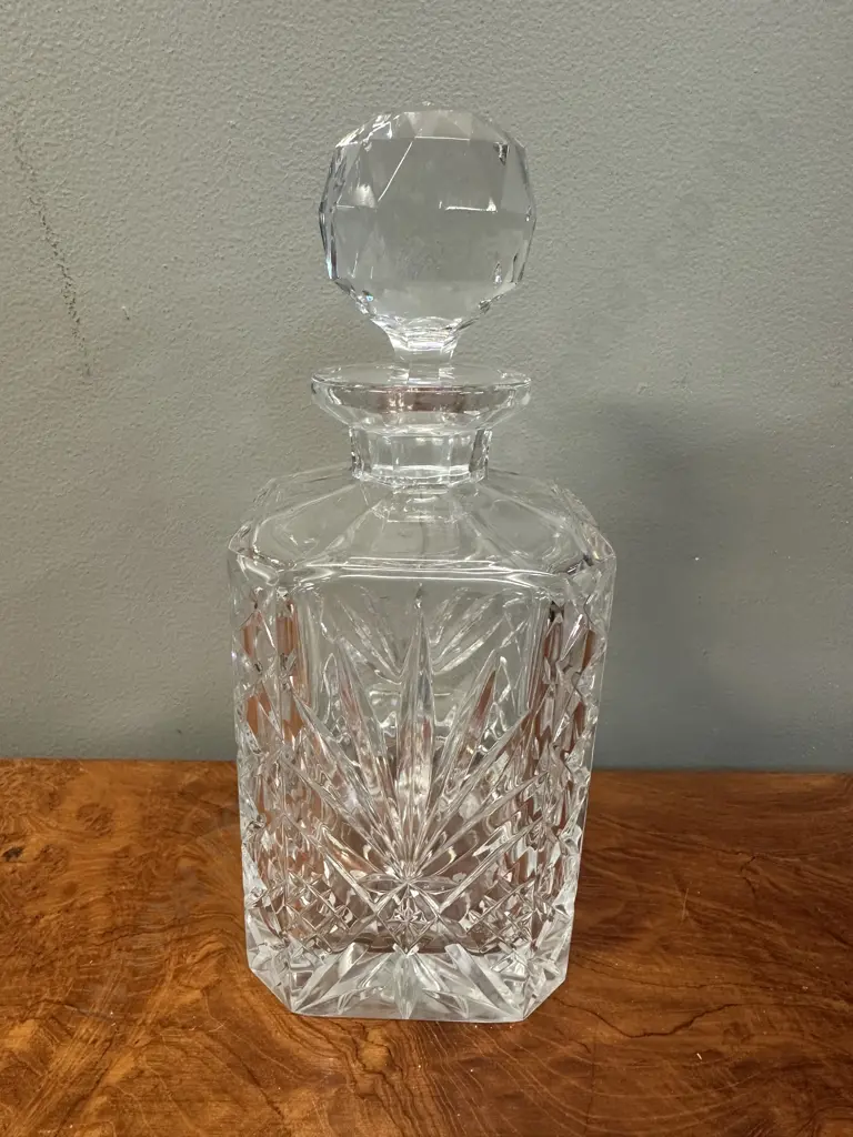 Vintage Crystal Decanter H25cm. Image 1++