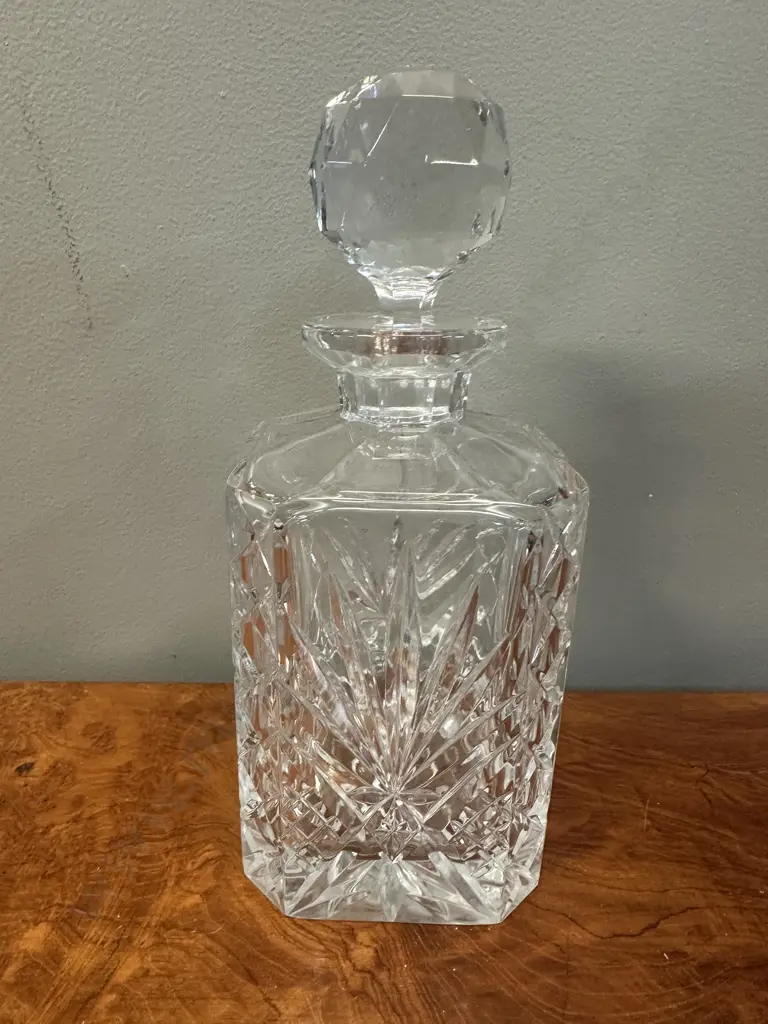 Vintage Crystal Decanter H25cm. Image 1++