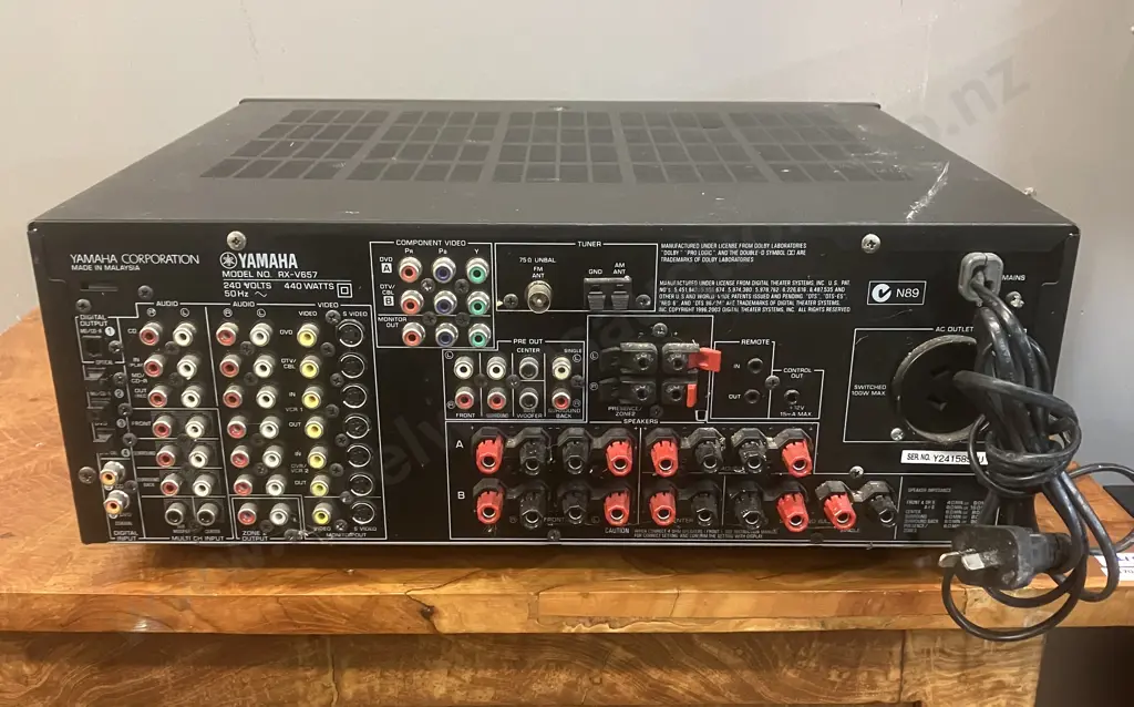 Yamaha RX-V657 AV Receiver, Yamaha SW-P201 Sub-Woofer, NS - 104 Speakers (No Remote) Image 1++