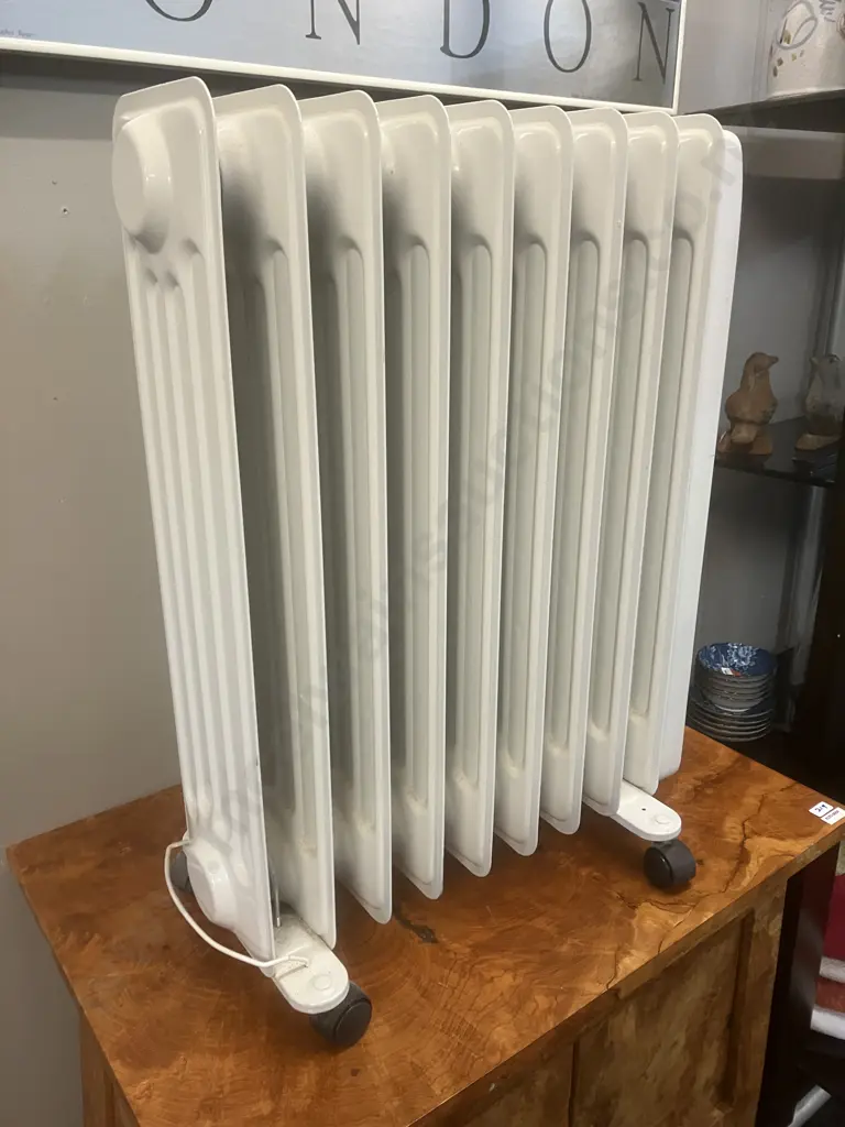 Goldair 9 Fin Oil Heater With Timer GOQ915T Image 1++