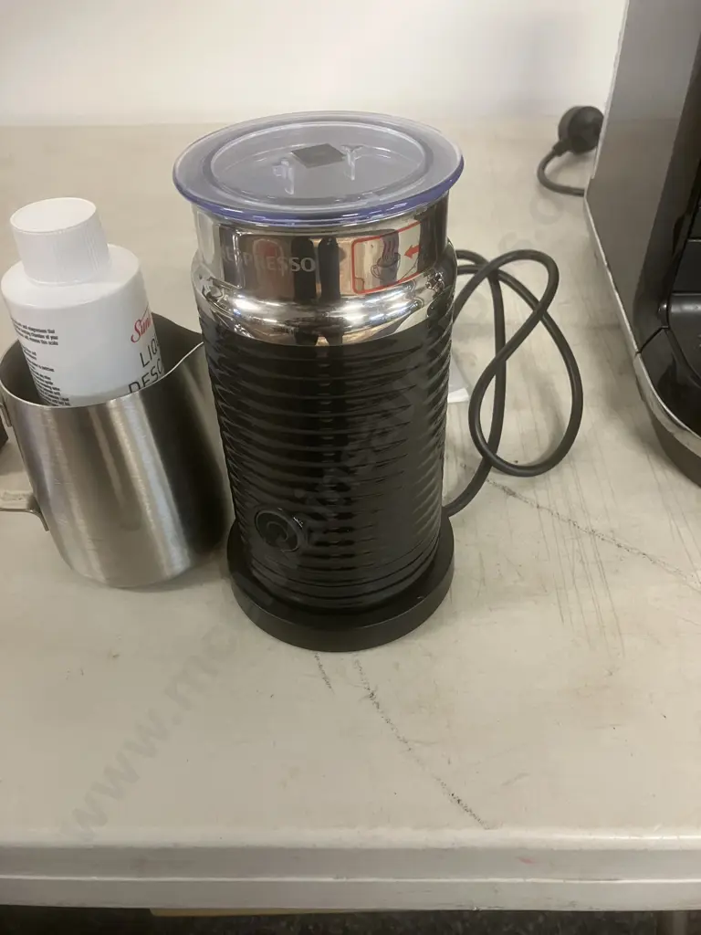 Nespresso Creatista Uno Coffee Machine BNE500BKS With Manual & Aeroccino 3 Milk Frother Image 1++