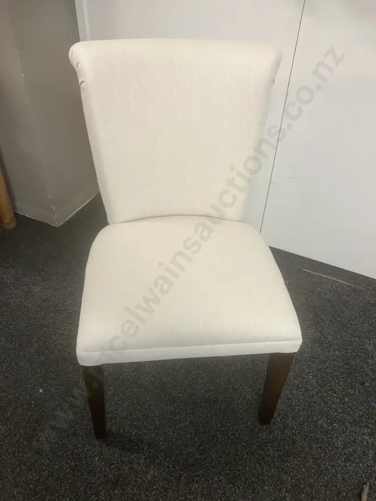 Montreux Furniture Calico Colour Roll Back Chair With Dome Detail Image 1++